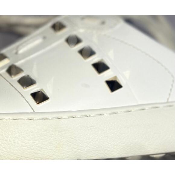 Valentino Garavani Untitled Rockstud Slide Sneakers White w/Gold Studs Sz 7-7.5 - Picture 9 of 14